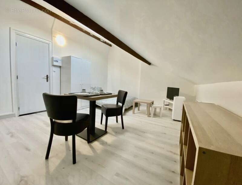 Appartement à CONFLANS-EN-JARNISY