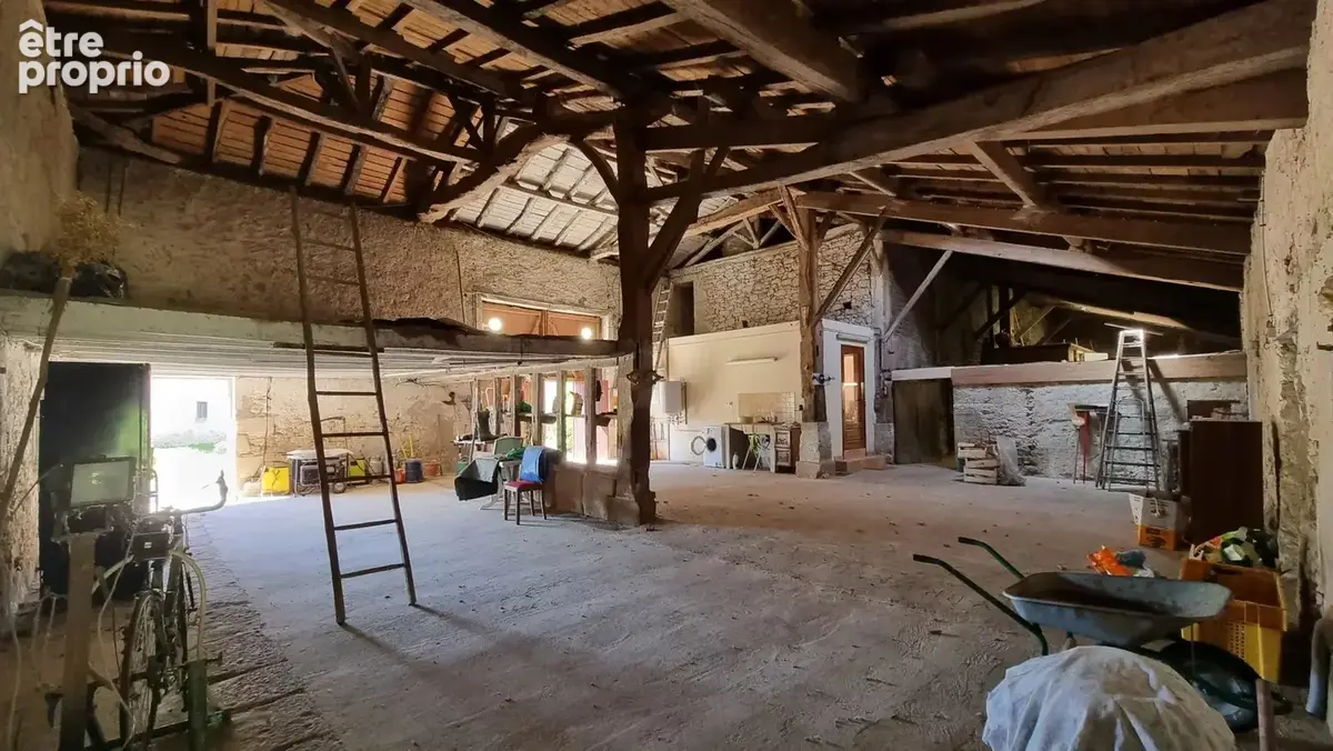 Maison en pierre avec dépendances et 4,8 hectares — Gros potentiel entre Monségur et La Réole - photo 5