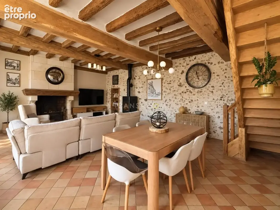Vouvray  authentique longère rénovée avec piscine et gîtes - photo 3