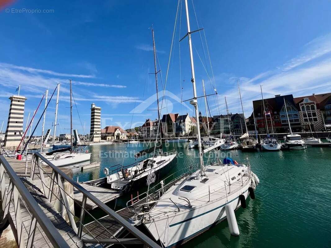 Appartement à DEAUVILLE