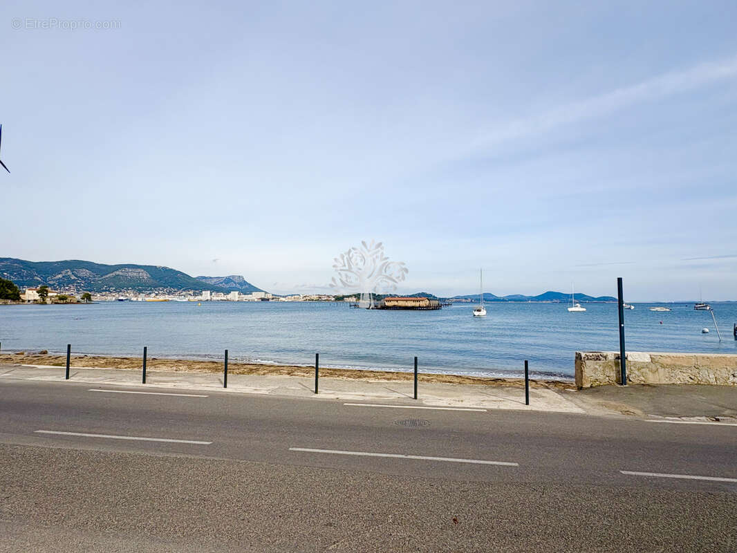 Commerce à LA SEYNE-SUR-MER