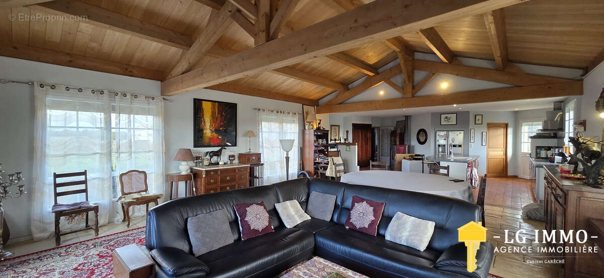 Maison à MEURSAC