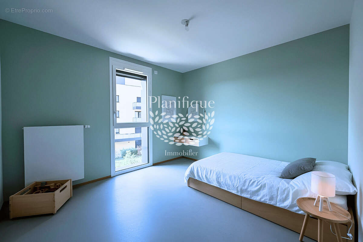 Appartement à VILLE-LA-GRAND