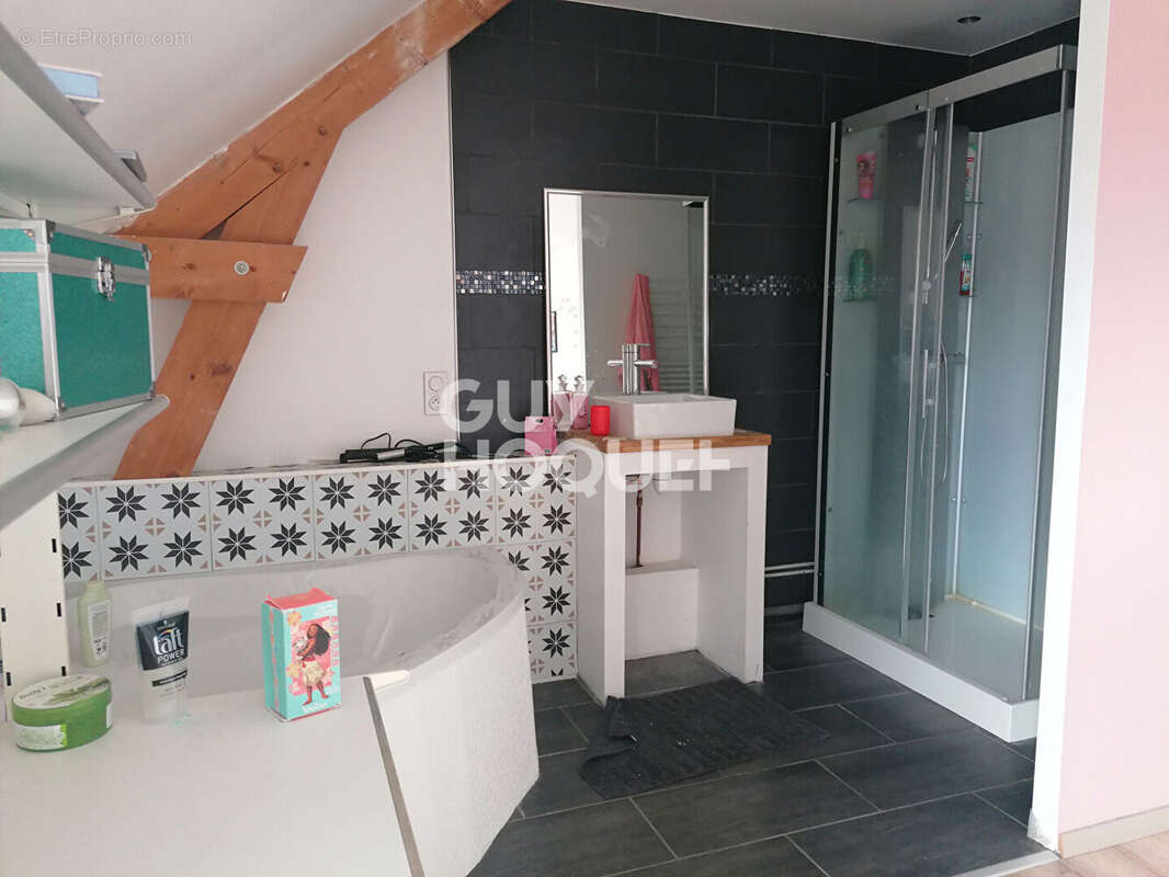 Maison à PLEUGUENEUC