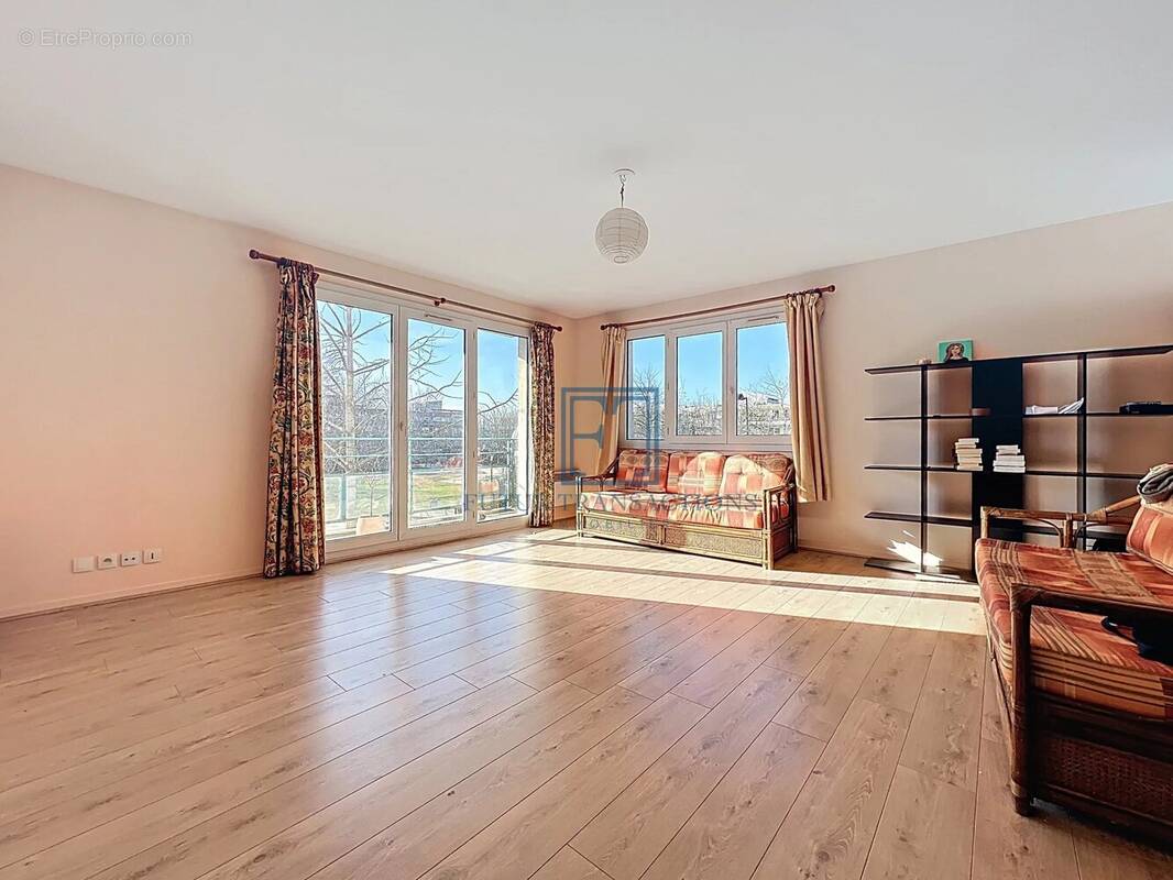 Appartement à ELANCOURT