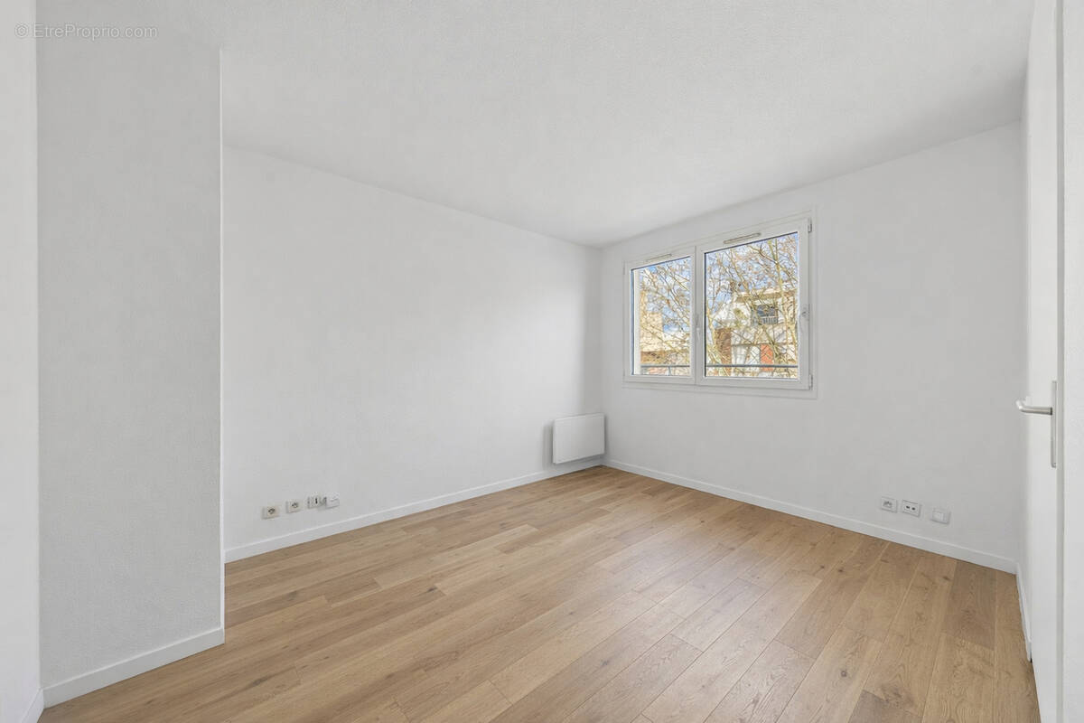 Appartement à ISSY-LES-MOULINEAUX