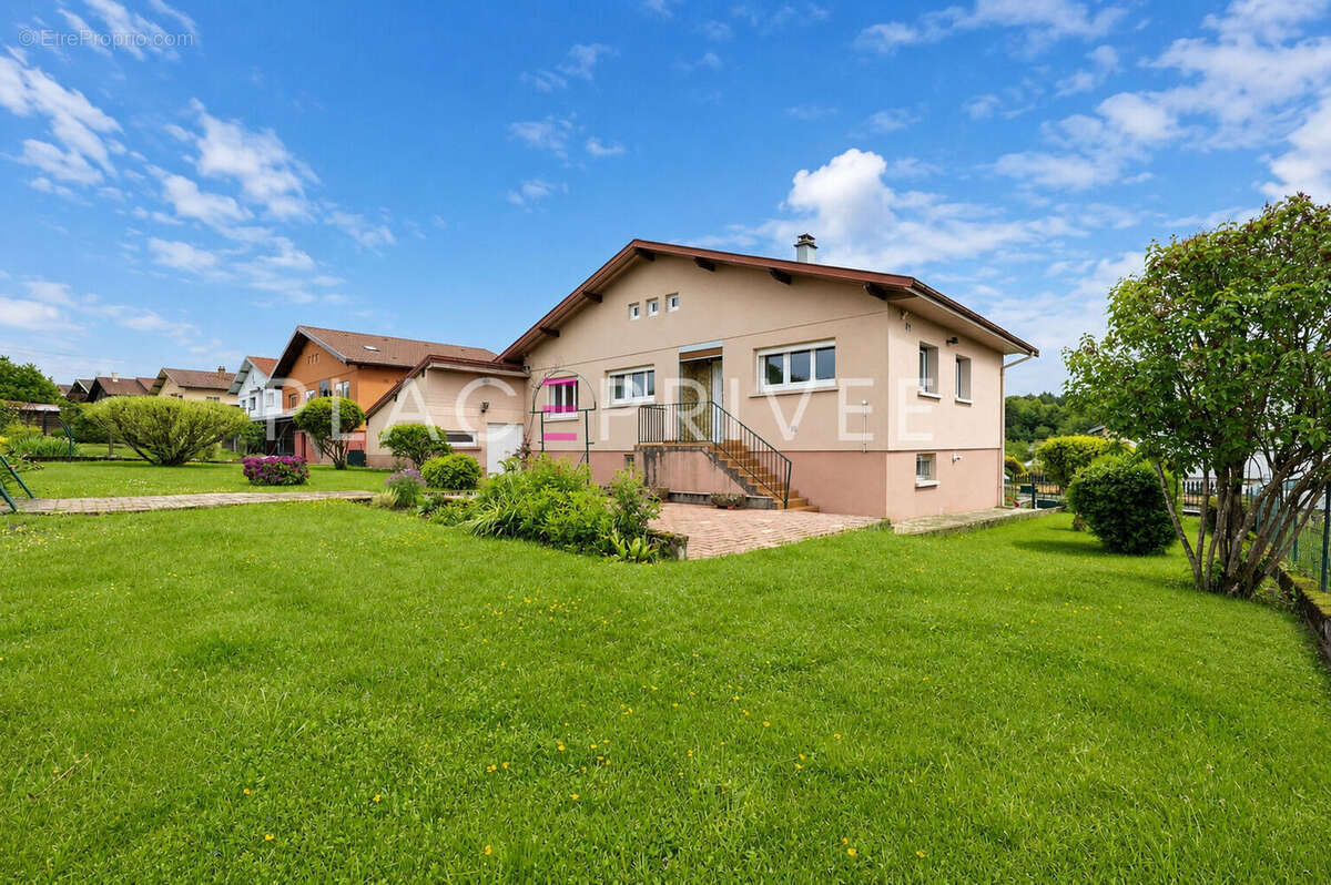 Maison à DEYVILLERS