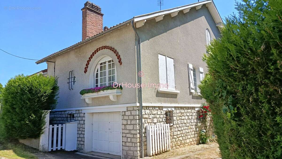 Maison à EXCIDEUIL