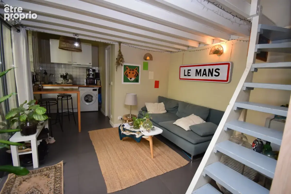 Écusson - Maison de caractère de 117 m2 + dépendance de 30 m2 - photo 15