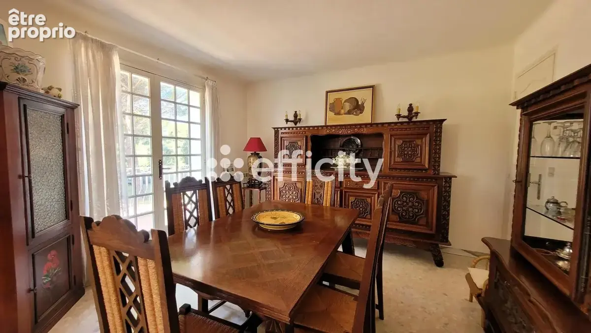 Maison 5 pièces 146 m² à vendre à Le Beausset (83330) - photo 7