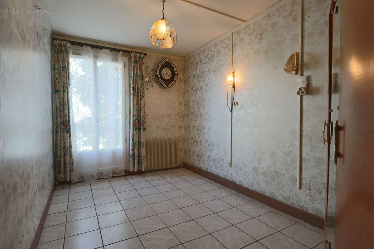 Appartement à CLICHY-SOUS-BOIS