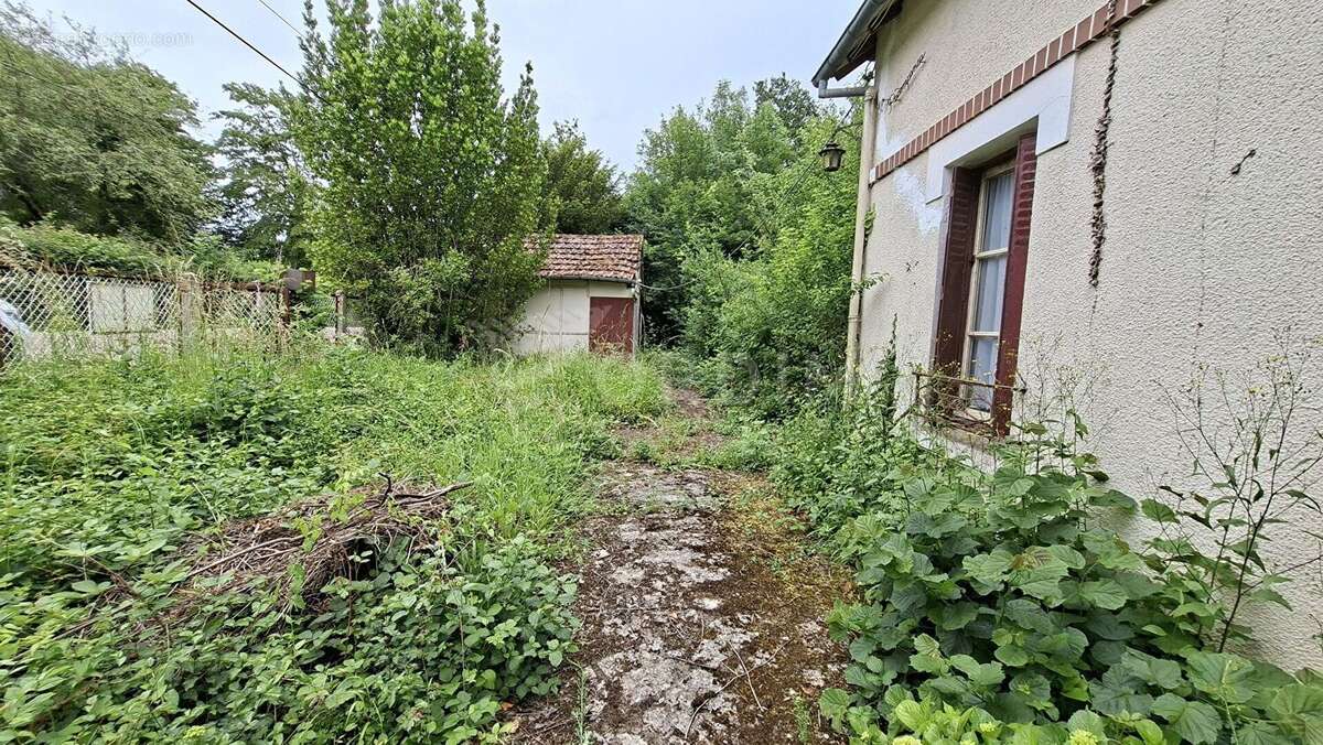 Jolie Maison proche centre-ville - photo 16