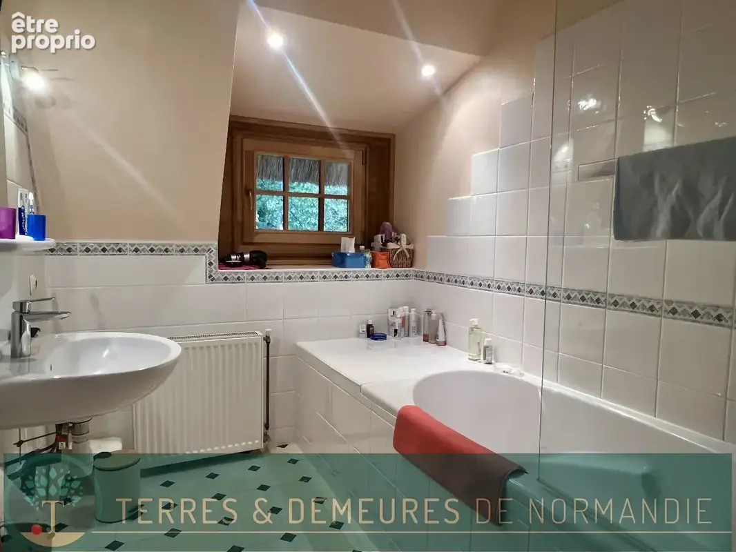 Charmante maison normande avec studio indépendant  5 446 m² de terrain proche du village de Cormeilles (27260) - photo 16