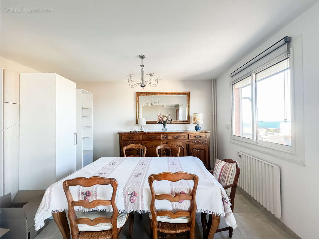 Appartement à PORT-DE-BOUC