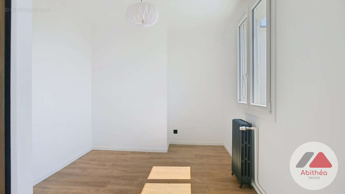 Appartement 3 pièces 65 m2 - photo 4