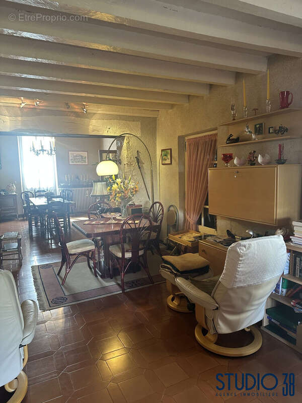 Maison 178 m² à Laroque-Timbaut  - photo 6