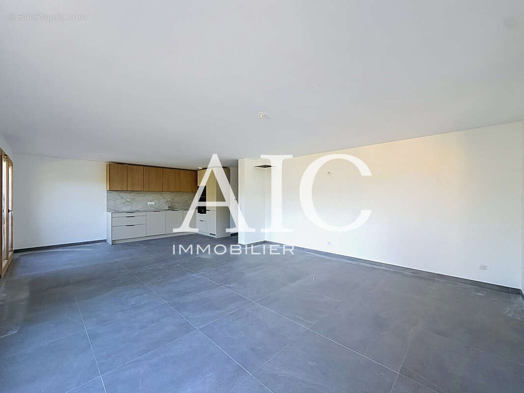 Demi-chalet proche village - photo 2