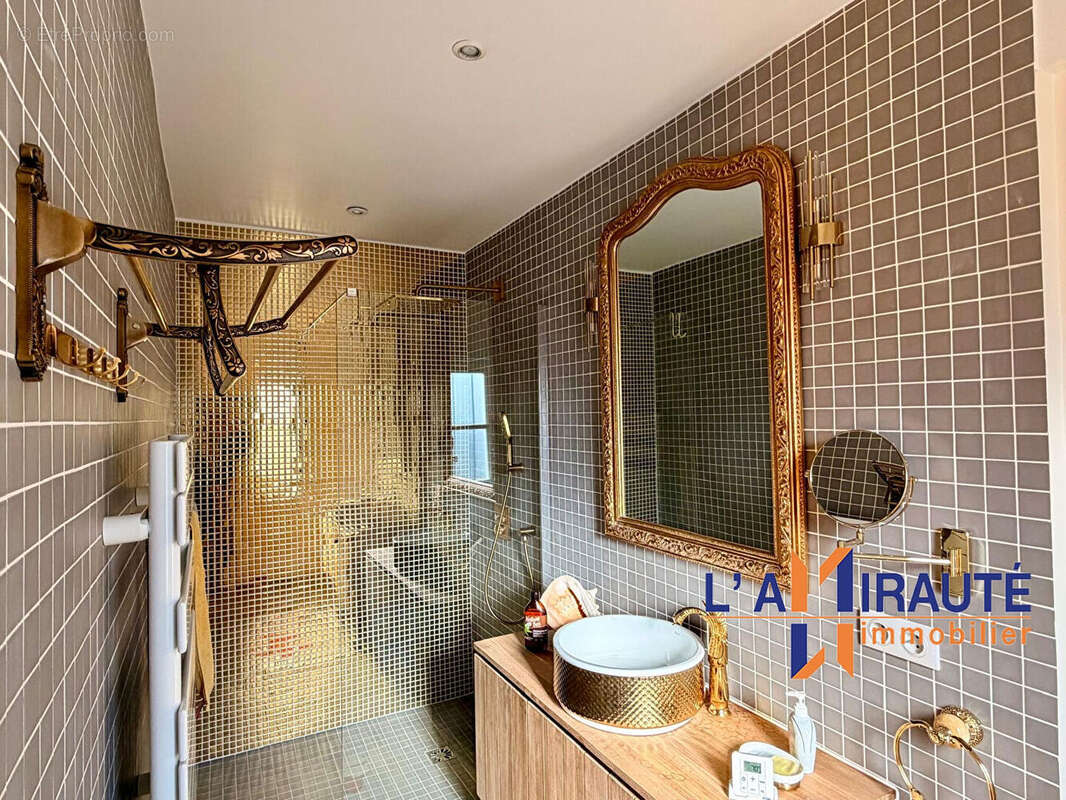 Maison à MAISONS-LAFFITTE