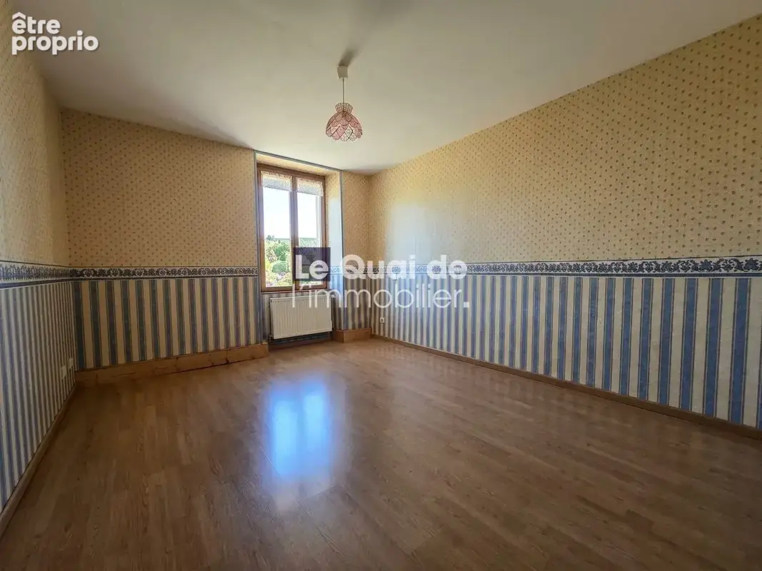 Maison 6 pièces 115 m² à vendre à Brezins (38590) - photo 8