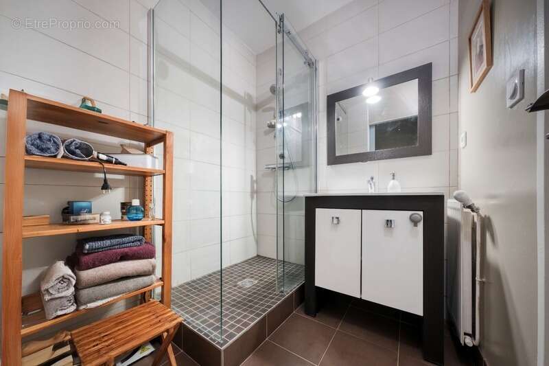 Appartement à NEAUPHLE-LE-CHATEAU