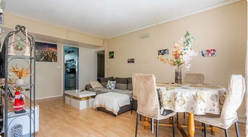 Appartement à CLICHY-SOUS-BOIS