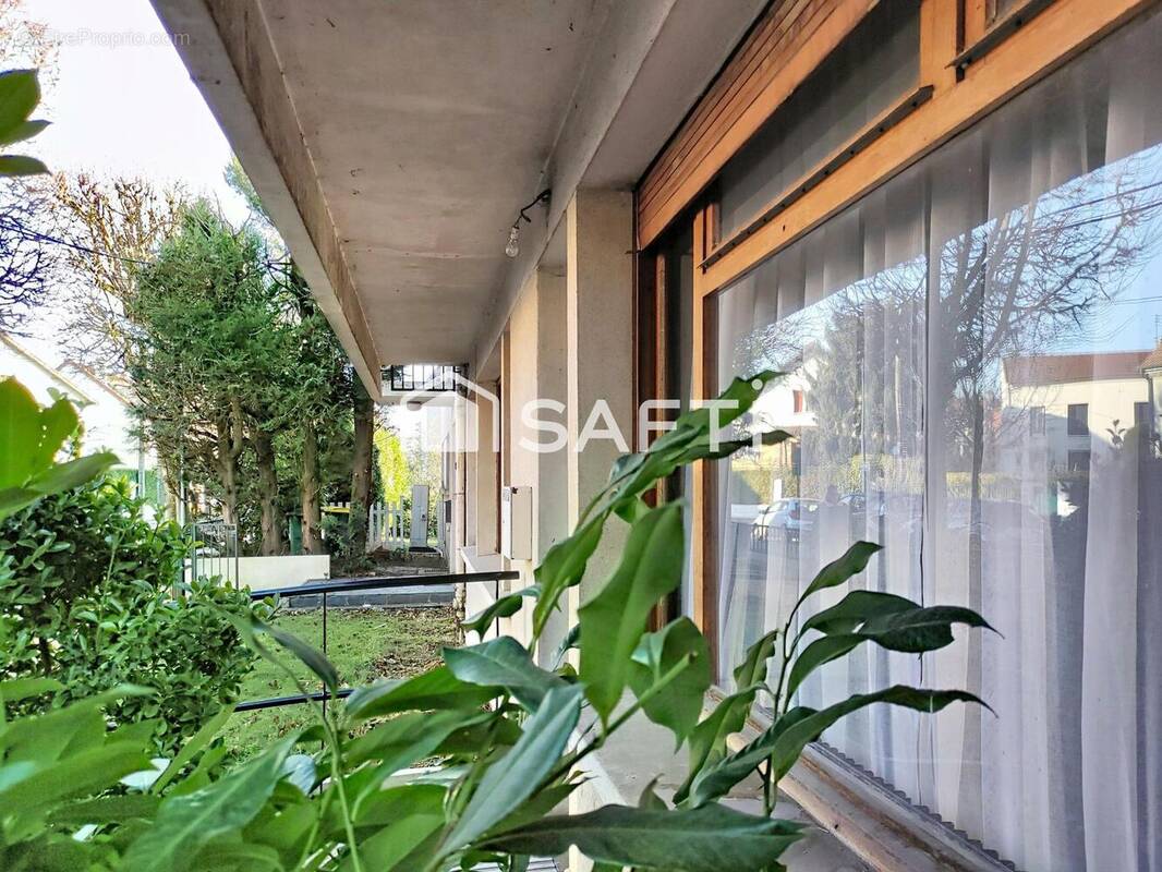 Photo 1 - Maison à CLAMART