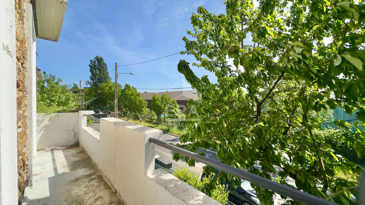 Appartement à ATHIS-MONS
