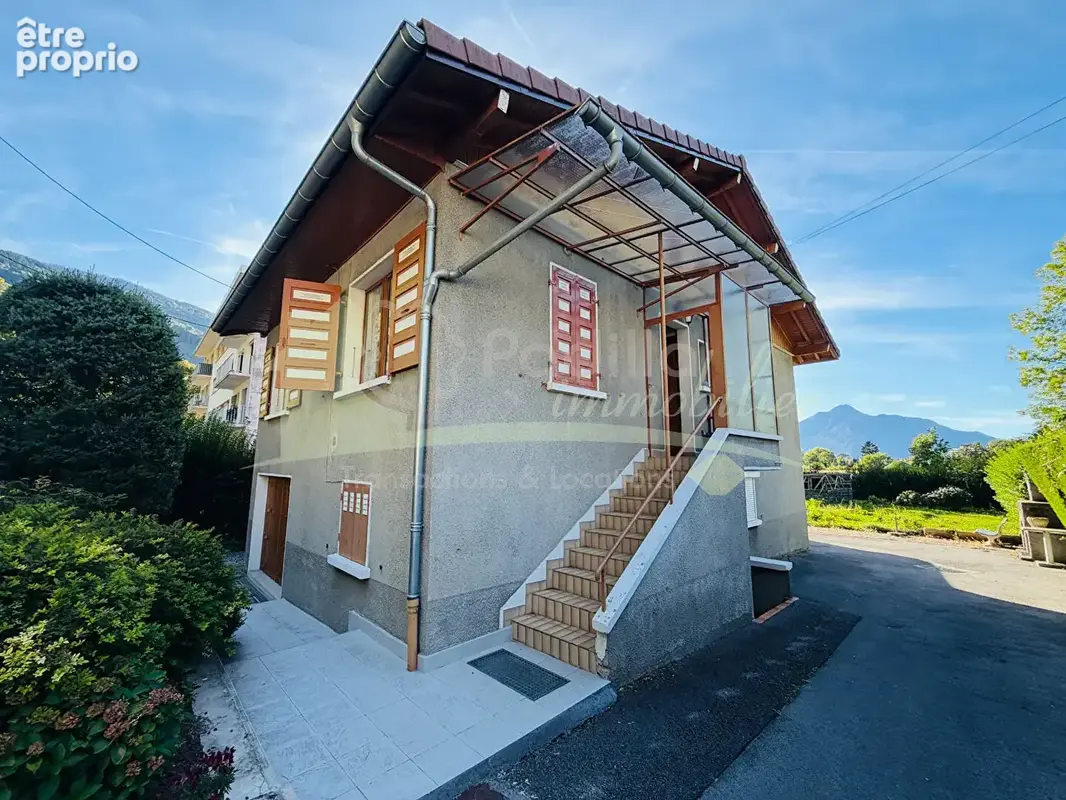 Photo Maison à Cluses au prix de 299 000€