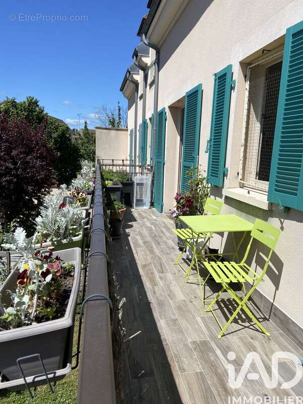 Photo 8 - Appartement à HOUDAN