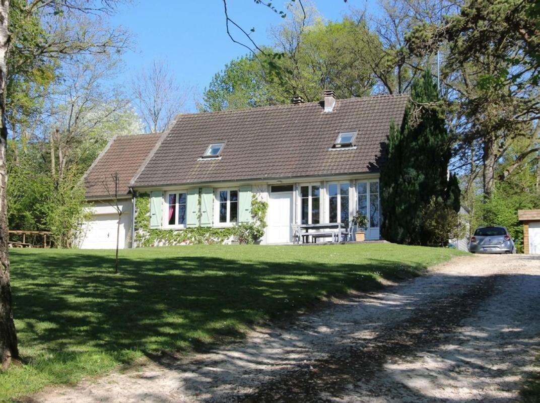 Maison à HERICY