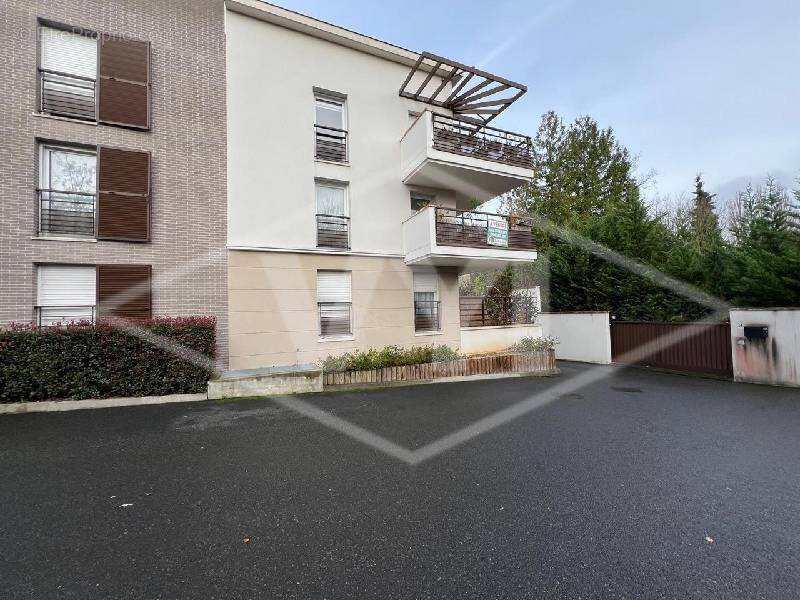 Appartement à QUINCY-SOUS-SENART