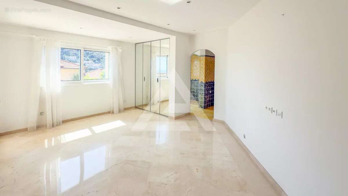 Maison d'exception - la turbie - vue mer et piscine - photo 6