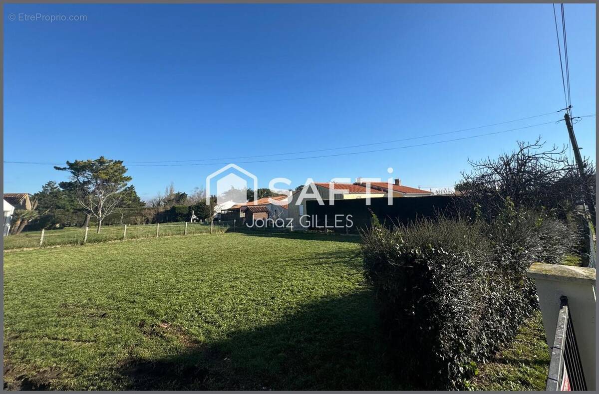 Photo 1 - Terrain à SAINT-PIERRE-D'OLERON