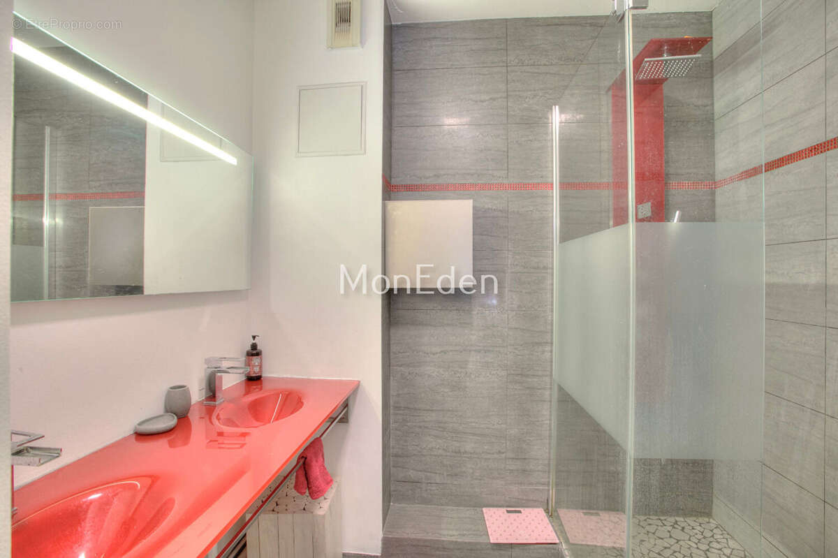 Appartement à COLOMBES