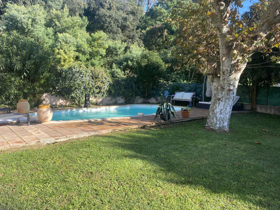 Maison à MANDELIEU-LA-NAPOULE