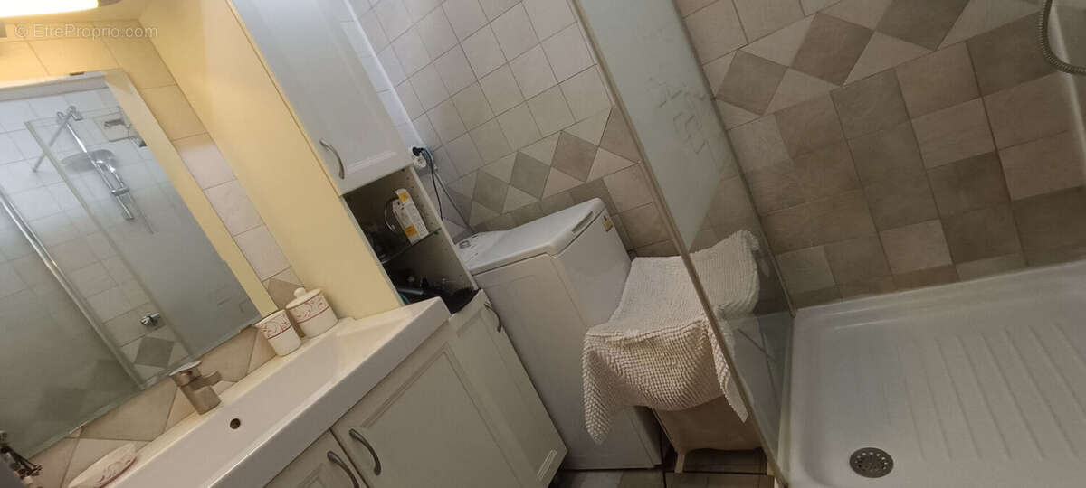 Appartement à SAINT-MANDRIER-SUR-MER