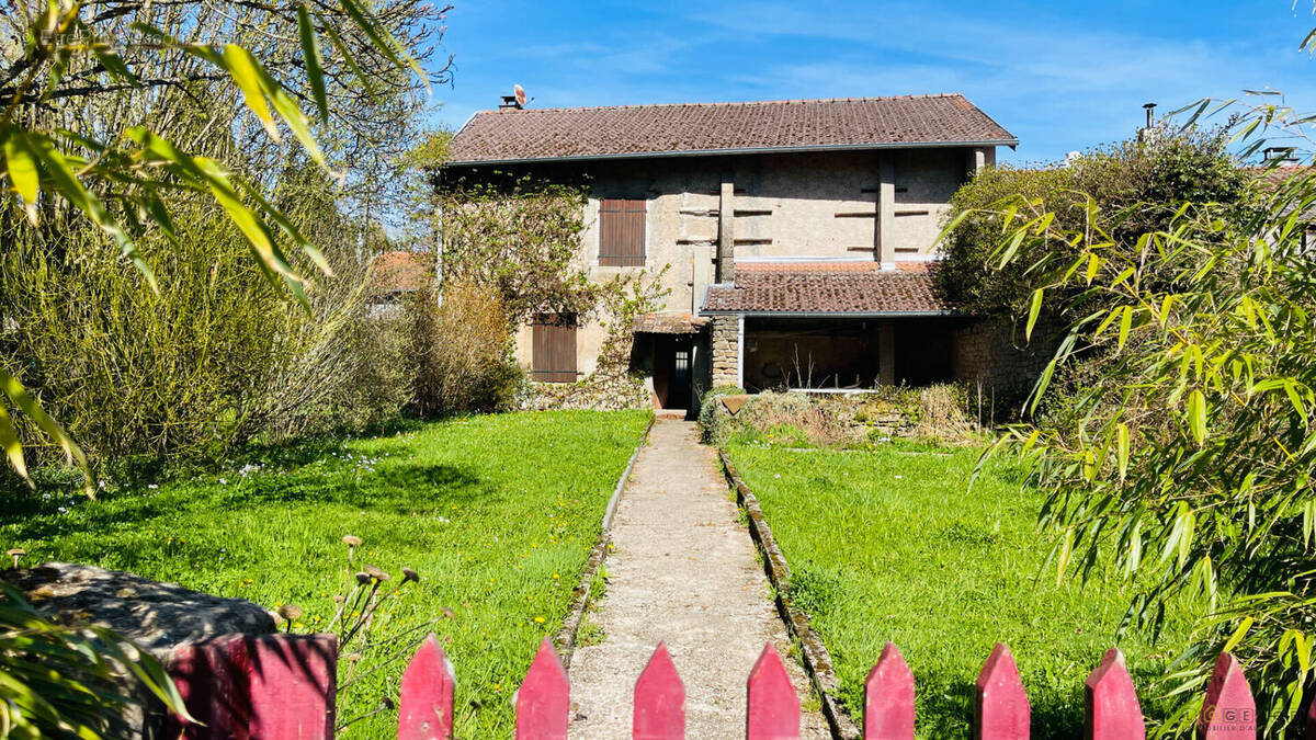 Maison à NEUFMAISONS