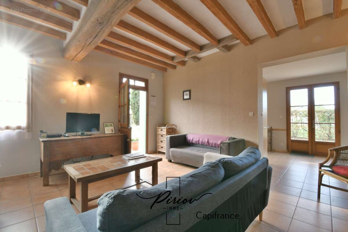 Propriété au charme de l'ancien - comprenant 2 gîtes - dépendances - photo 22