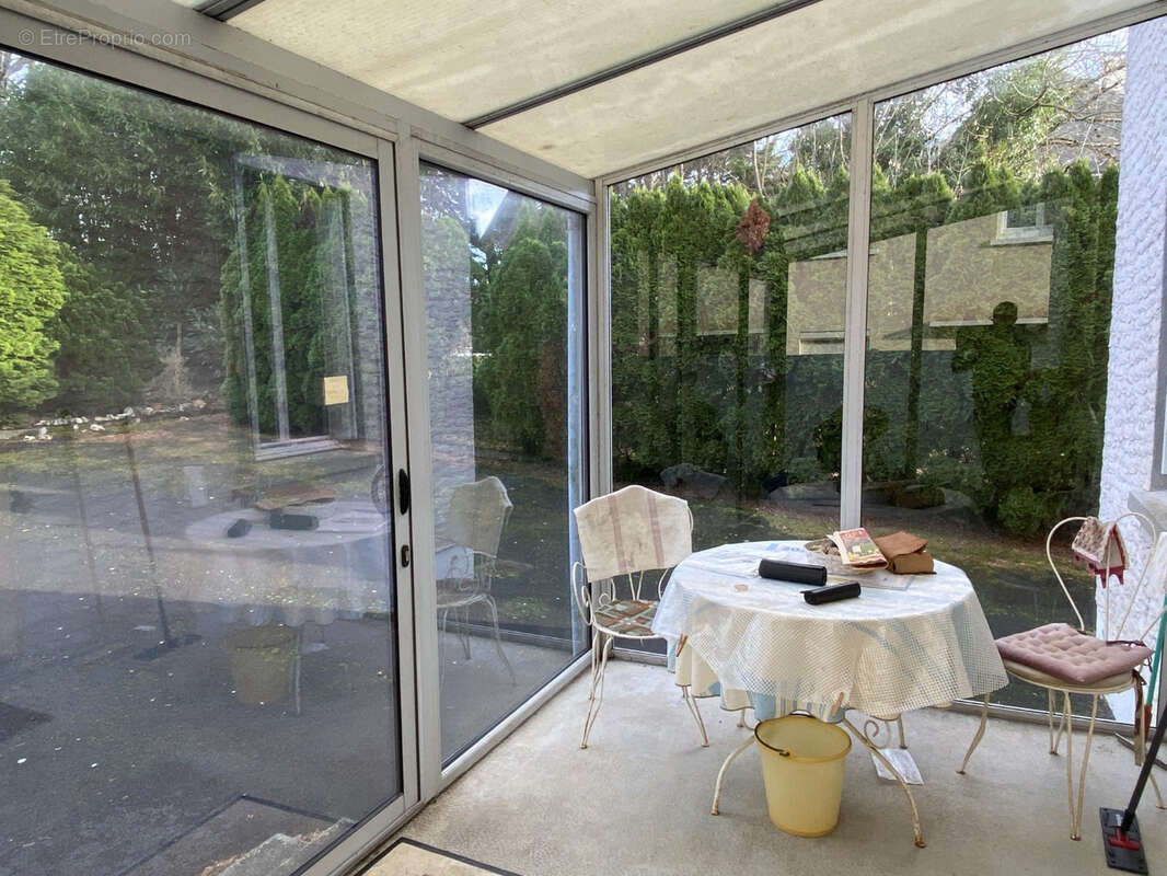 Maison à ARNAC-POMPADOUR