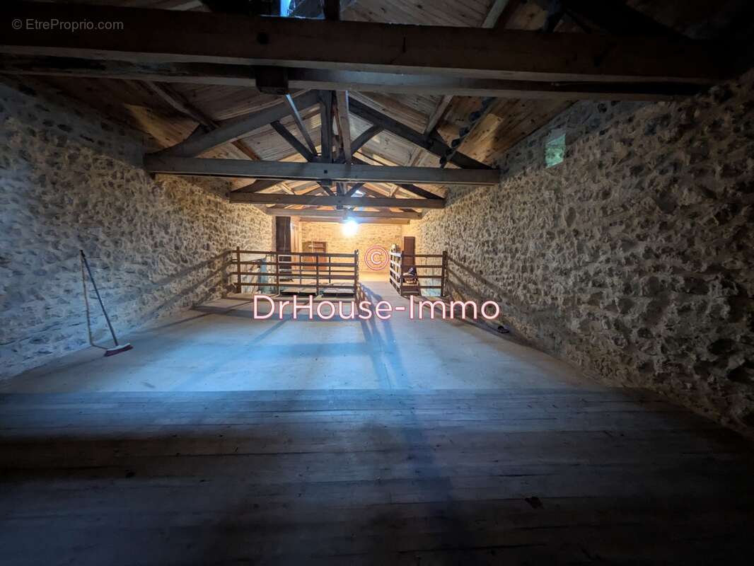 Autre à VILLEFRANCHE-DU-PERIGORD