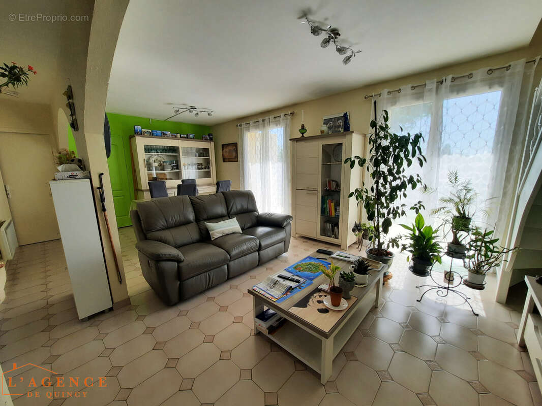 Maison à MAISONCELLES-EN-BRIE