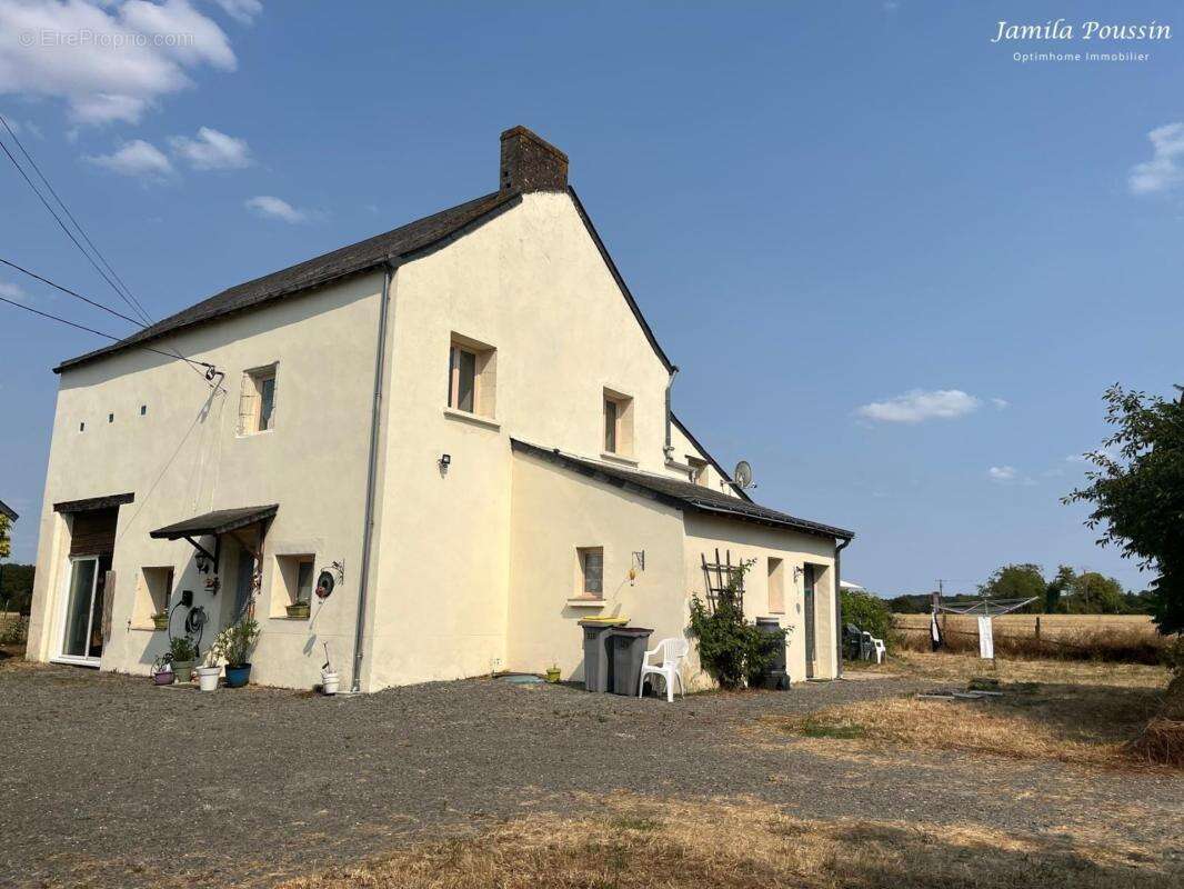 Maison Ancienne de Caractère à Broc, Maine-et-Loire - photo 4