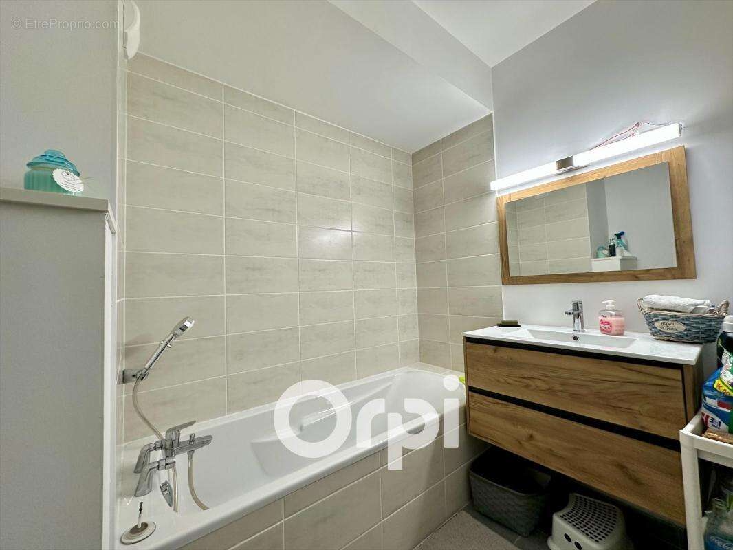Appartement à CROLLES