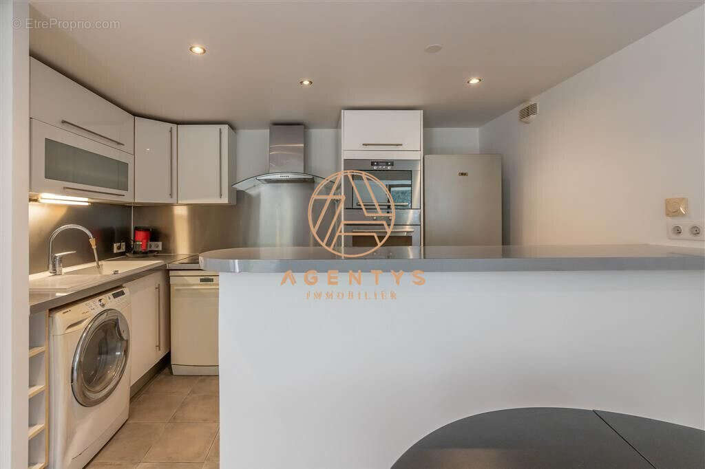 Appartement à NOGENT-SUR-MARNE