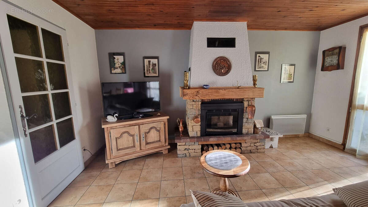 Maison à DOMENE