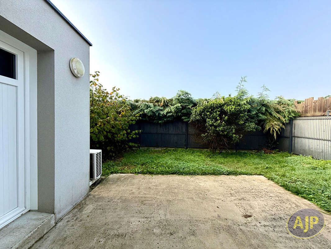 Maison à SAINTE-PAZANNE