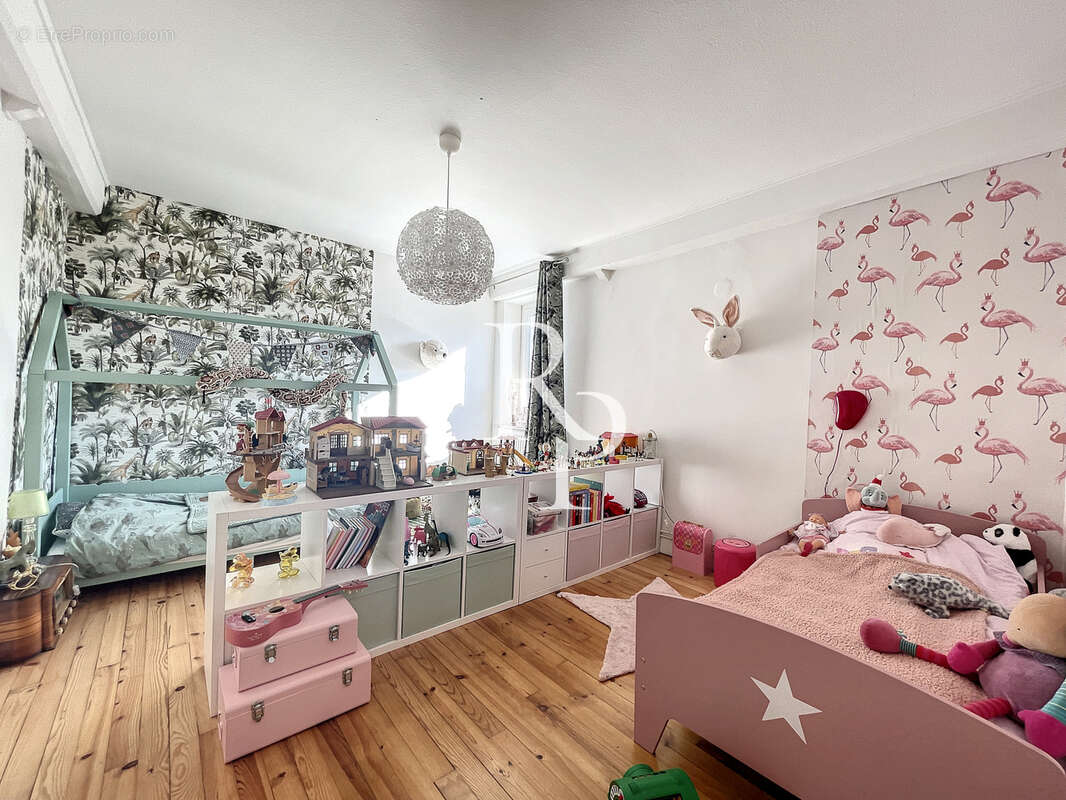 Appartement à CRAPONNE