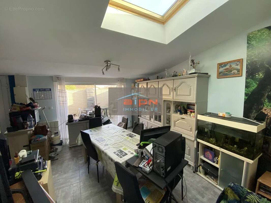 Maison à SAINT-ETIENNE-DU-ROUVRAY