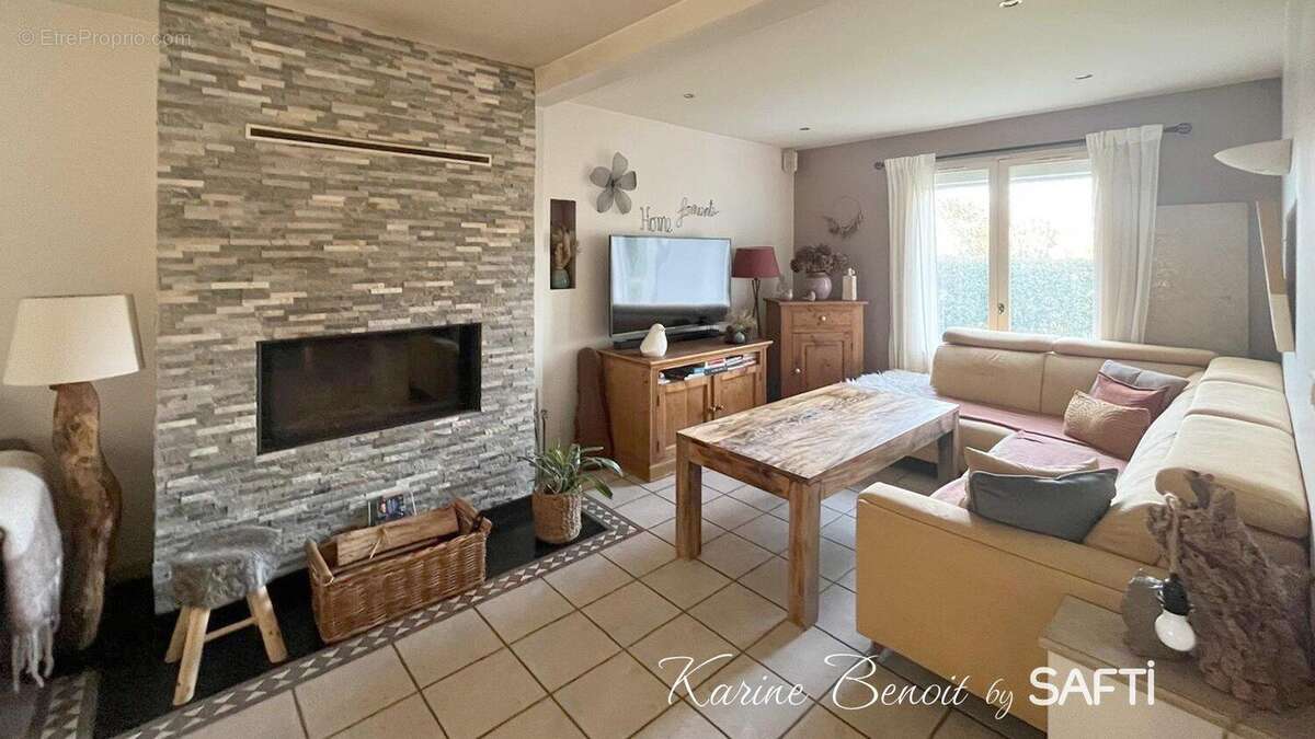 Photo 3 - Maison à LE COUDRAY-MONTCEAUX