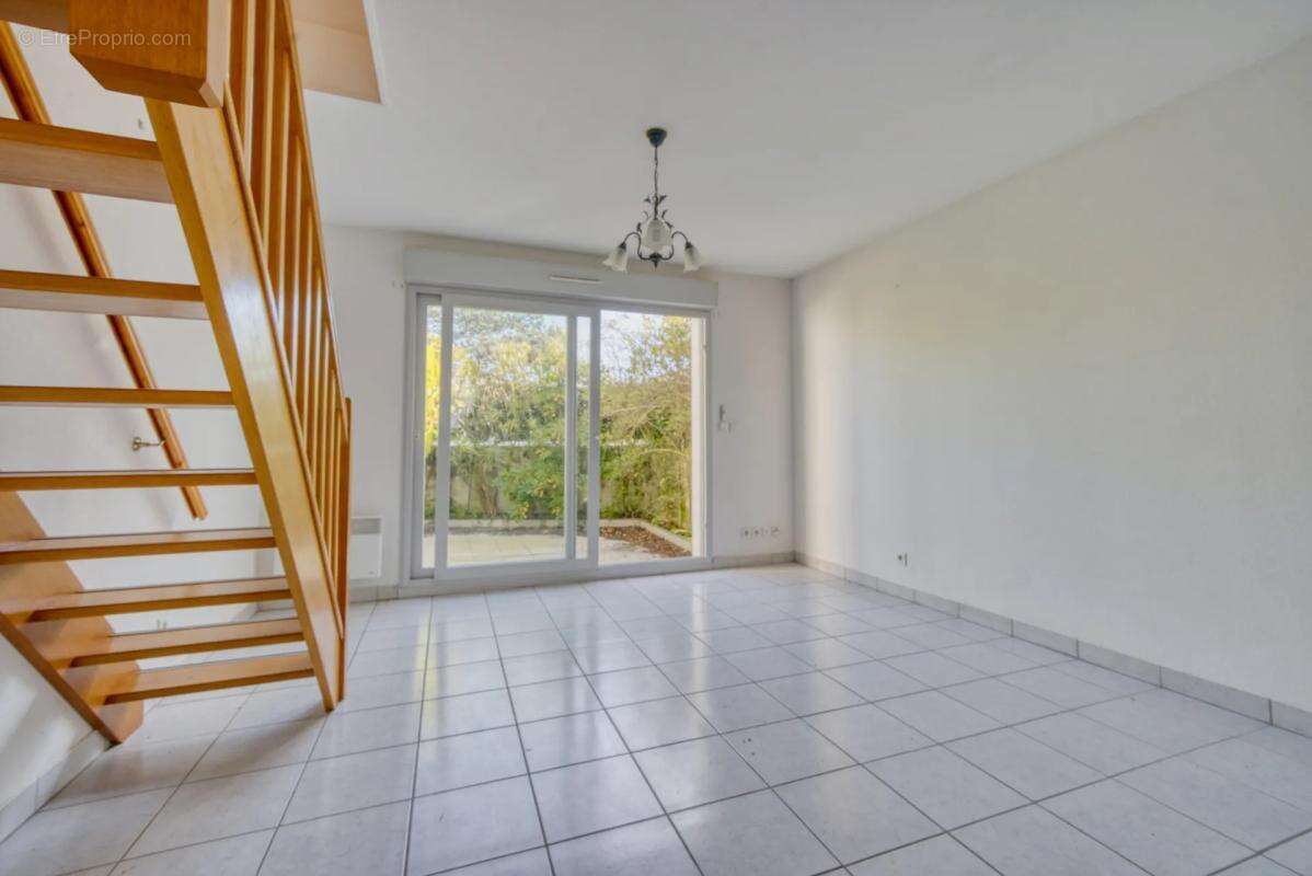 Maison à VAUX-SUR-MER